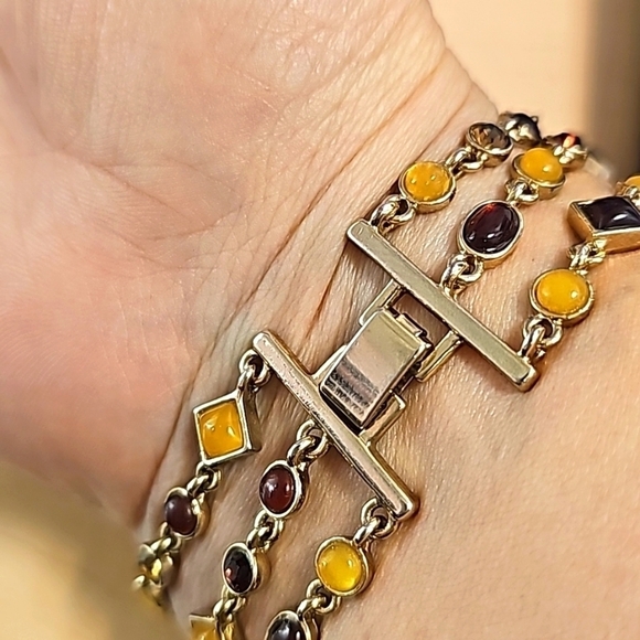 Amber Bracelet Multi Color Triple Strand Gold Tone 7 1/4” Crystal Accents - Picture 4 of 5